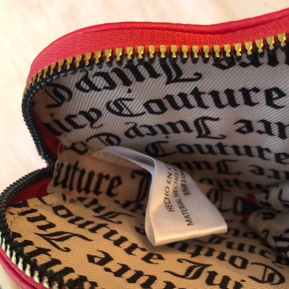 Juicy Couture Cool Red No Rules Heart Zip Around Wristlet JC Logo NWT - Picture 13 of 16